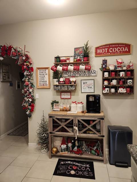 Farmhouse Hot Cocoa Bar with Garland Archway — Christmas Hot Cocoa Bar