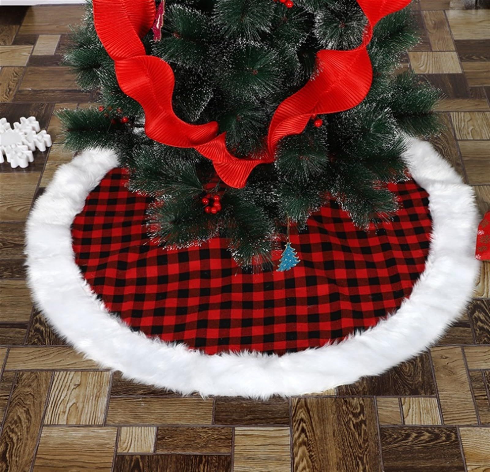 Red and Black Buffalo Check Skirt with White Faux Fur Trim Red and Black Buffalo Check Skirt with White Faux Fur Trim — Christmas Tree Skirt