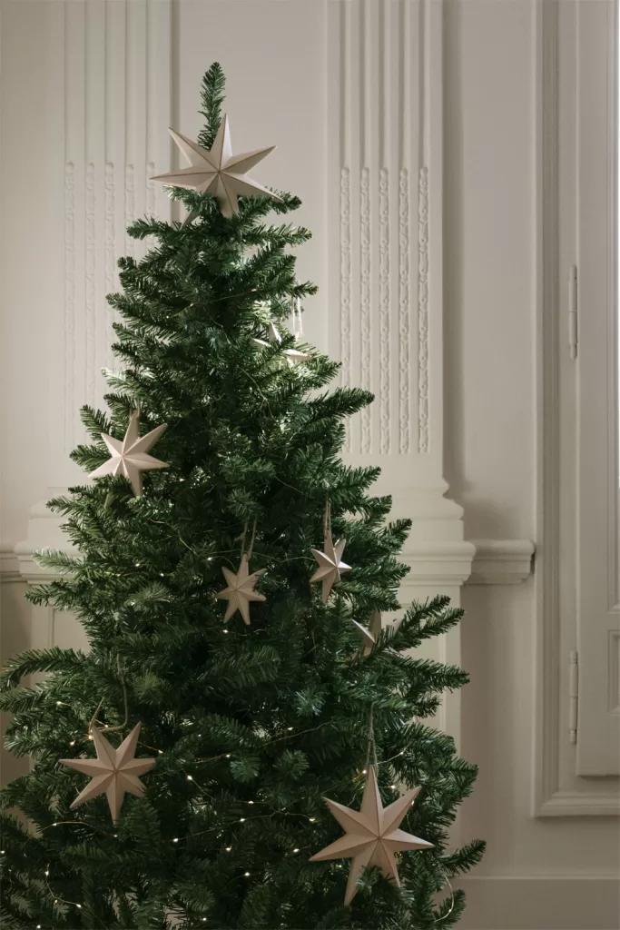 Farmhouse Christmas Tree with Large Paper Star Ornaments — Rustic Christmas Decor