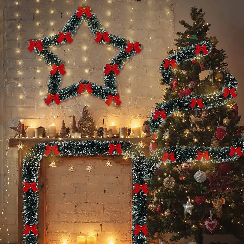Artificial Pine Garland with Red Fabric Bows and Gold Baubles — Christmas Garland