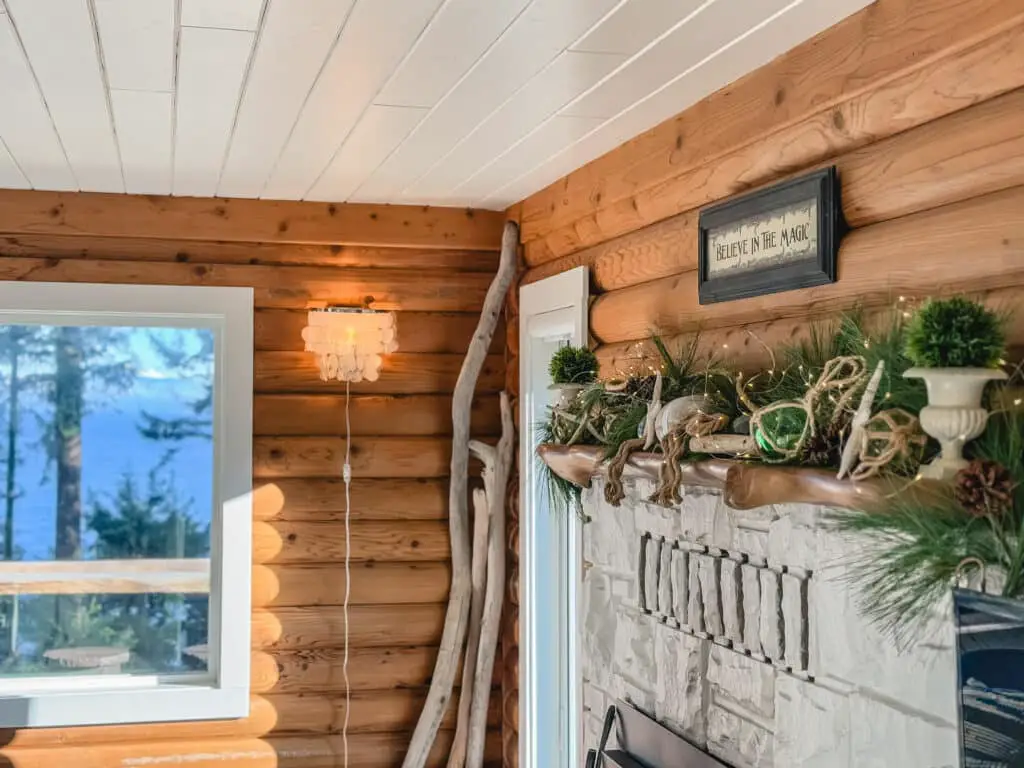 Wood-Paneled Mantel with Coastal Christmas Elements Wood-Paneled Mantel with Coastal Christmas Elements — Coastal Christmas Decor