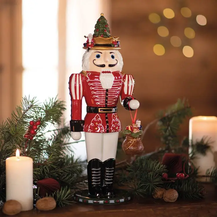 Ornate Nutcracker Commands a Festive Mantelpiece Ornate Nutcracker Commands a Festive Mantelpiece — Nutcracker Christmas Tree