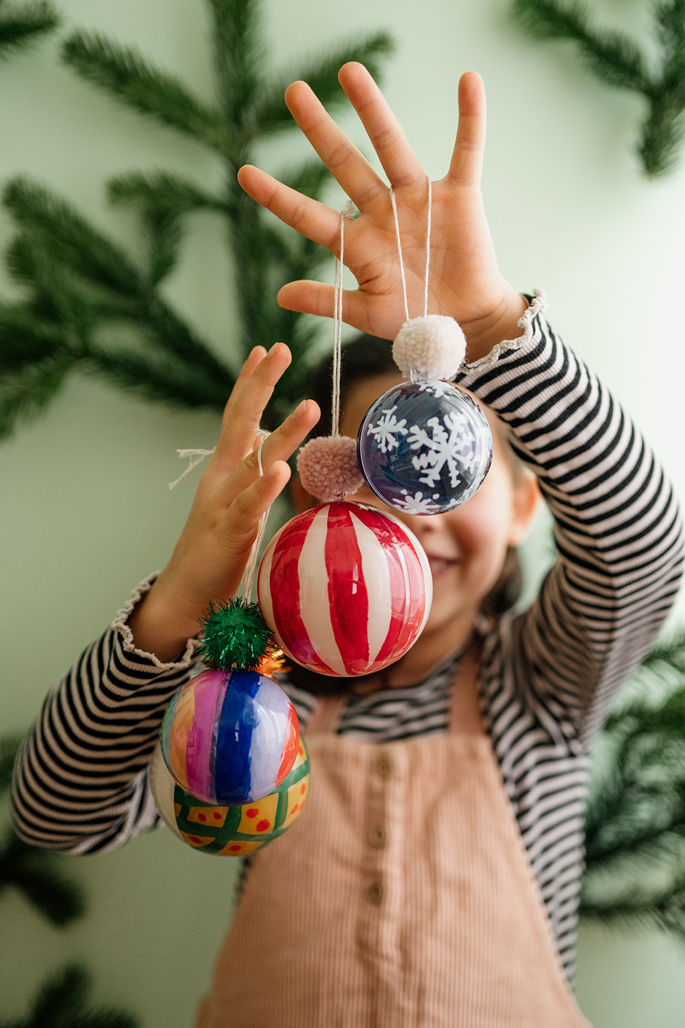 Colorful Handmade Christmas Ornaments — Christmas Crafts for Kids