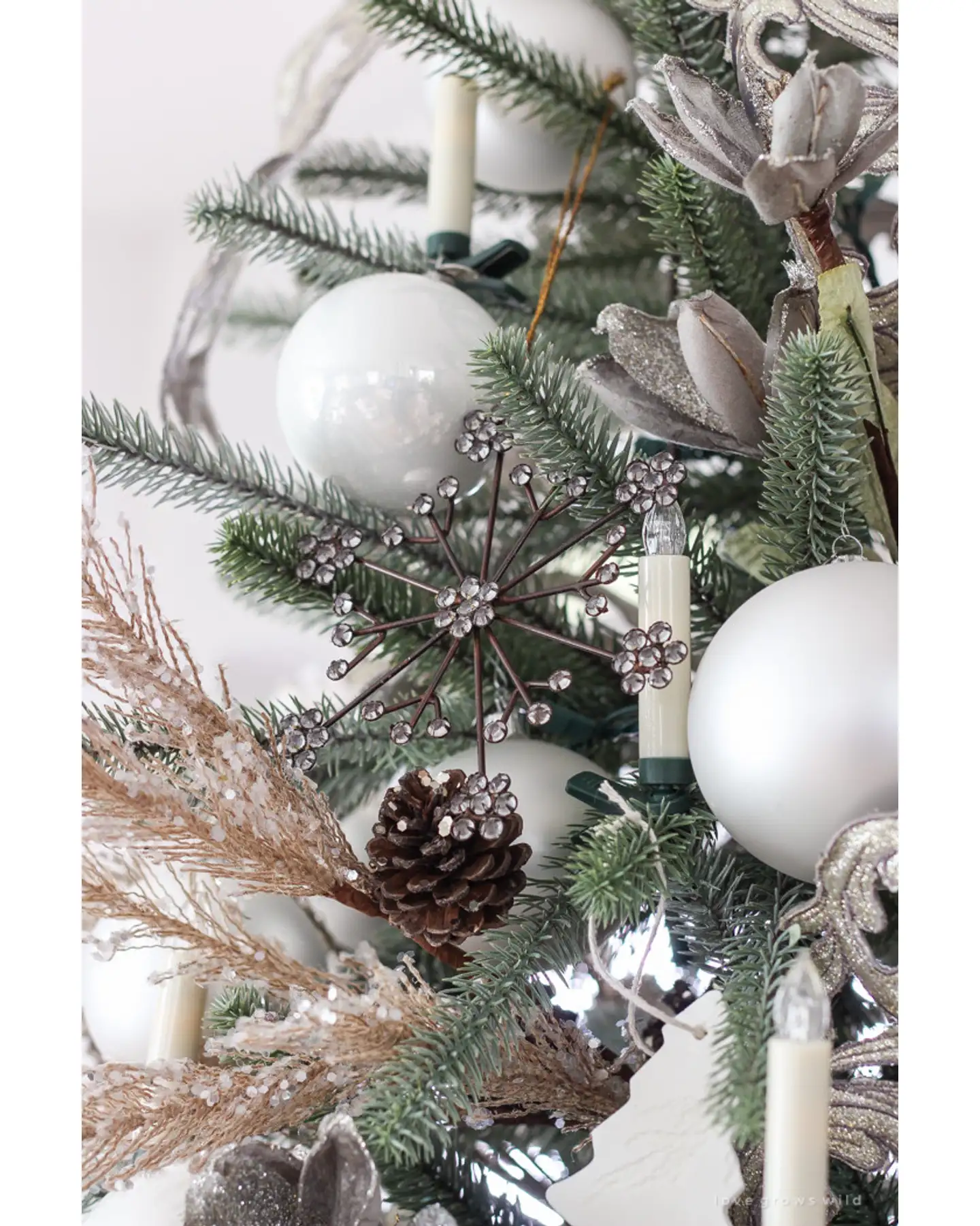 Sparkling Snowflake Ornament with White Baubles Sparkling Snowflake Ornament with White Baubles — Vintage Christmas Ornaments