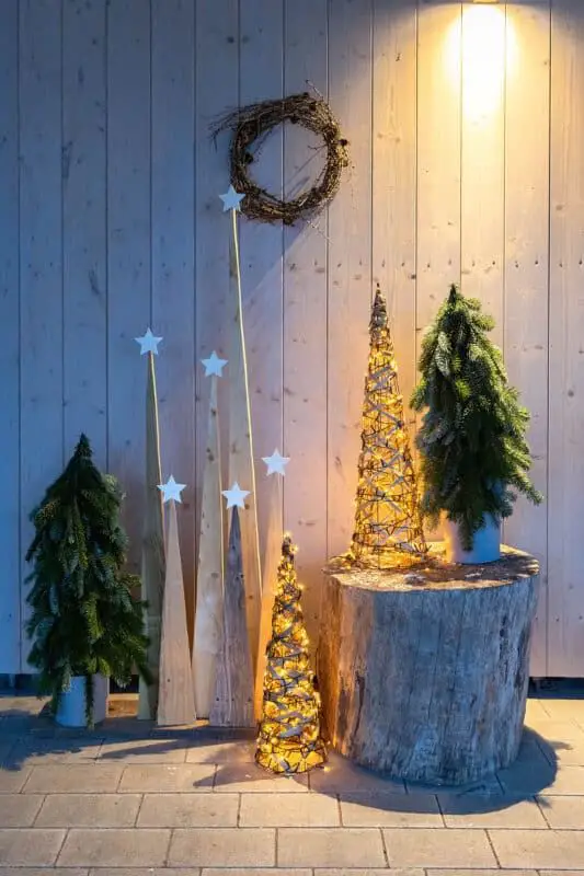 Modern Farmhouse Entry: Fir Wreath, Potted Trees, and 'HO HO HO' Mat Modern Farmhouse Entry: Fir Wreath, Potted Trees, and 'HO HO HO' Mat — Christmas Front Door Decor