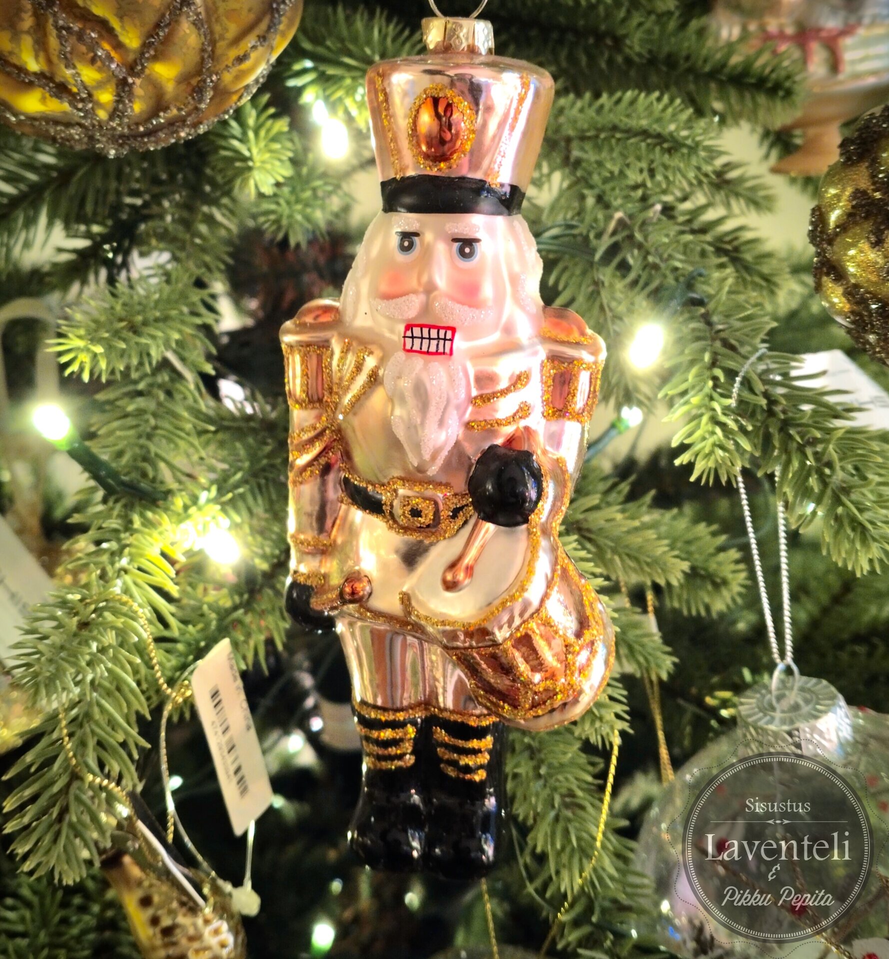 Sparkling Glass Nutcracker Ornament Adorns Tree Sparkling Glass Nutcracker Ornament Adorns Tree — Nutcracker Christmas Tree