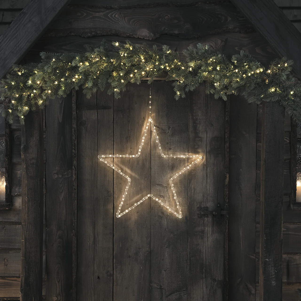 Rustic Door with LED Star Light and Garland — Christmas Yard Decor