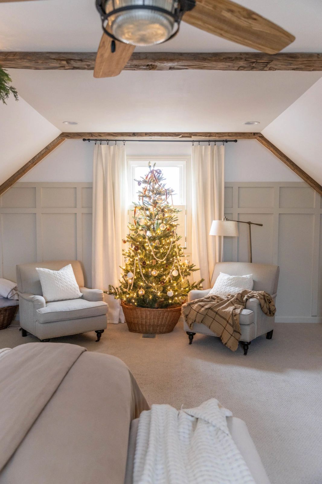 Simple Christmas Bedroom Ideas For A Cozy And Magical Retreat - Pine and Prospect Home