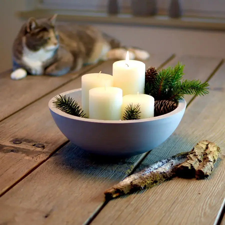 Minimalist Christmas Candle Arrangement in Concrete Bowl Minimalist Christmas Candle Arrangement in Concrete Bowl — Christmas Decor