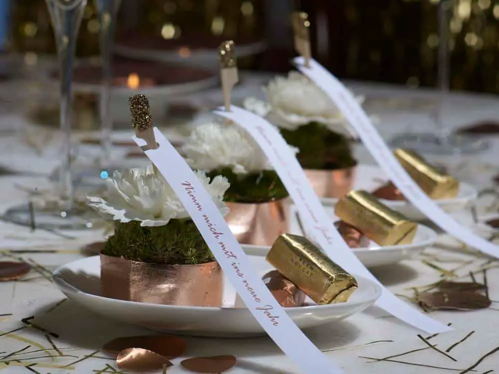 Elegant Place Settings with Copper Planters and Moss Elegant Place Settings with Copper Planters and Moss — New Years Eve Party Decor