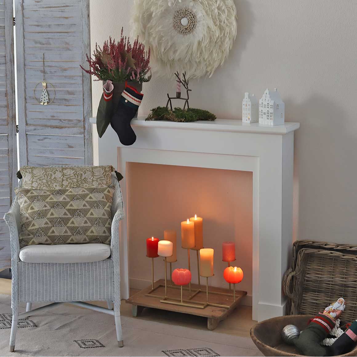 Farmhouse Mantel Lighting Farmhouse Mantel Lighting — Christmas Mantel Decor