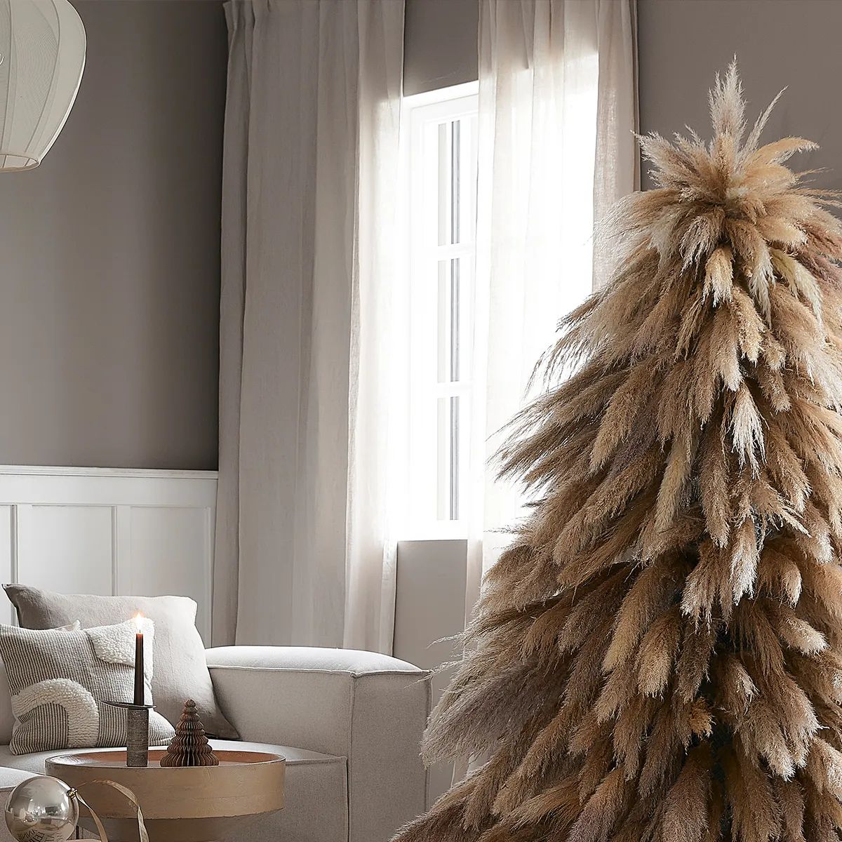 Bohemian Pampas Grass Christmas Tree — Christmas Tree Trends 2026